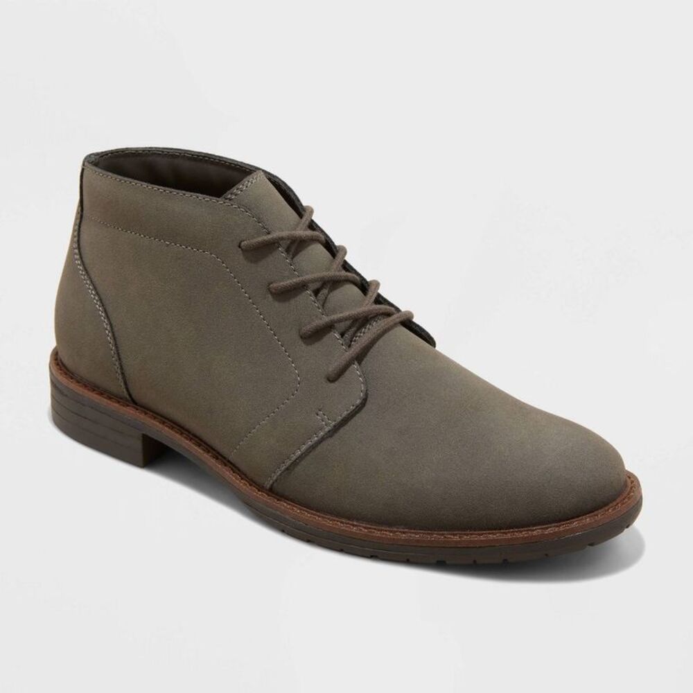 Men's Jerad Chukka Boots - Gray 7: Lace Up Cushioned Insole Faux Suede